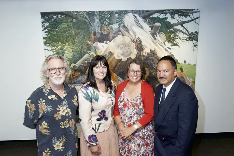 Trust Waikato gifts art collection to Waikato Museum
